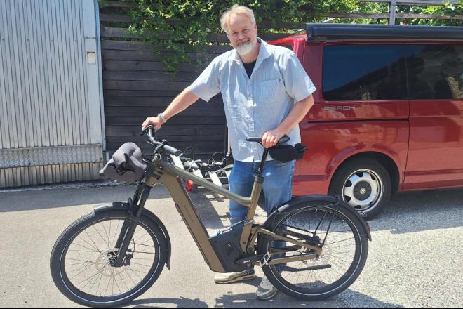 Riese & Müller Delite gekauft bei Velo Winterthur von einem Physik-Experten