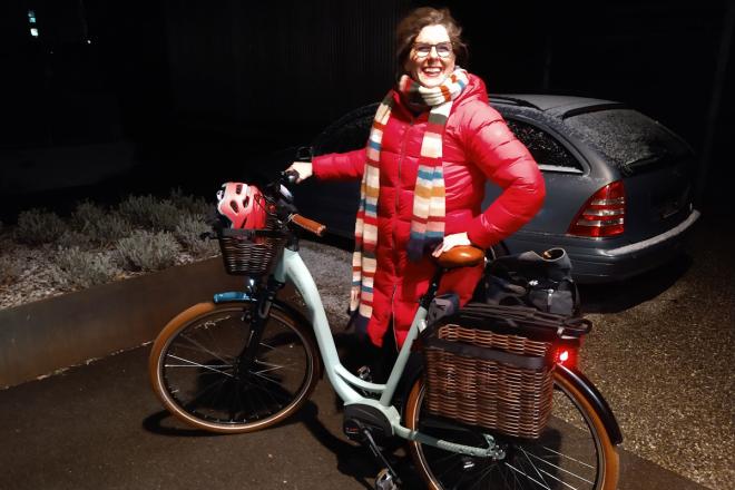Das Riese & Müller Swing und eine weitere glückliche Kundin von Velo Winterthur